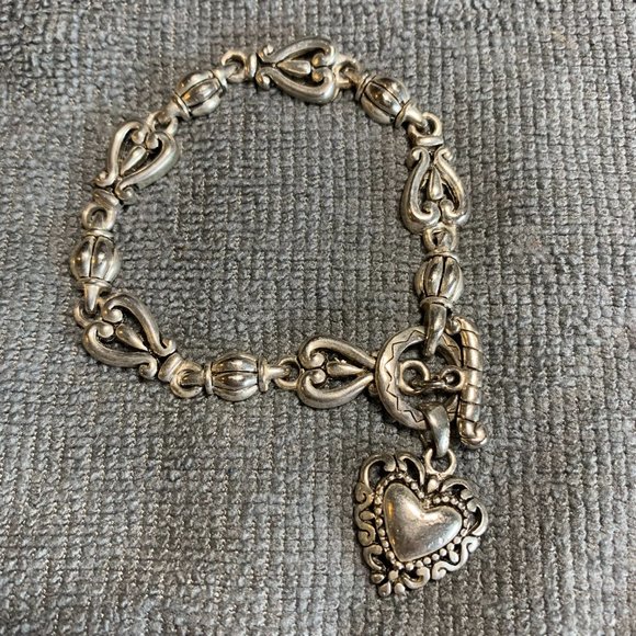 Silvertone Chunky Bracelet. 7-1/2". Passthrough Clasp. (324) - Picture 2 of 4